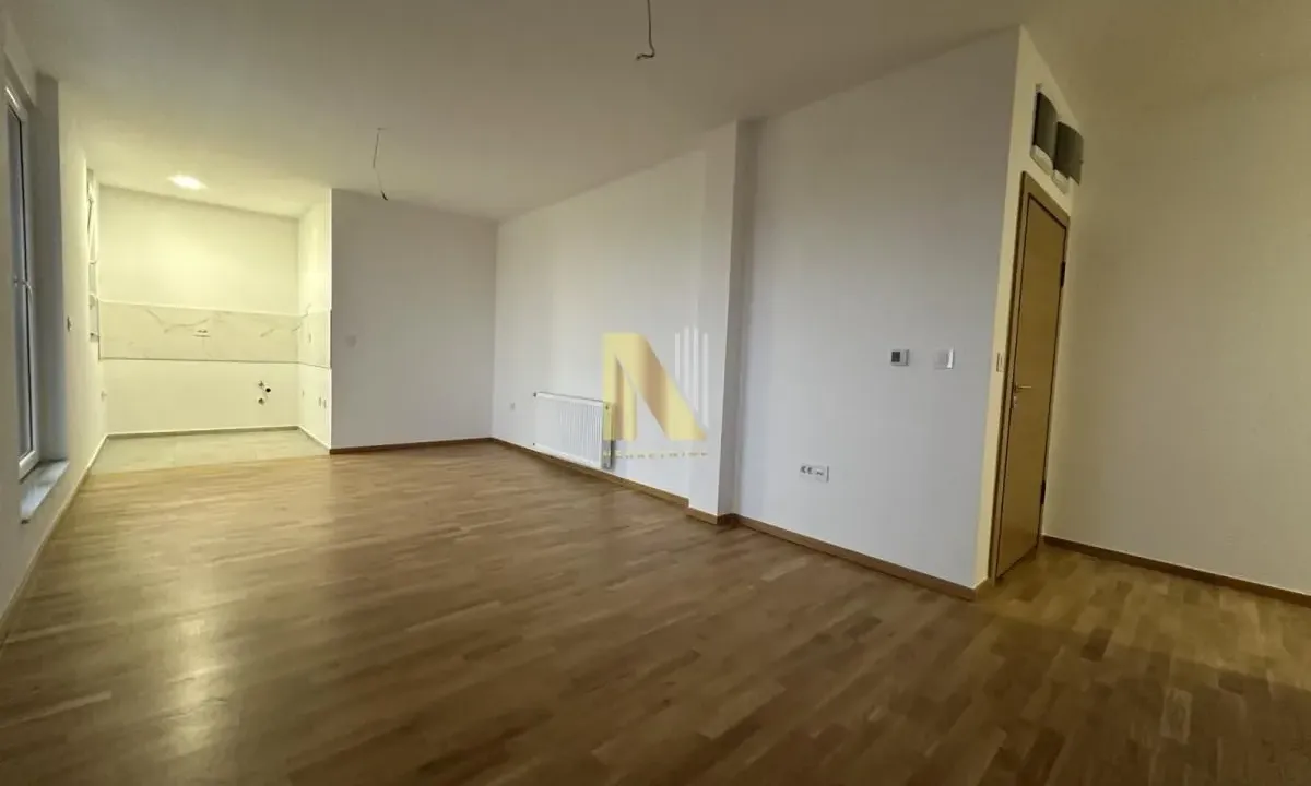 Prodaja, četvorosoban stan, 127m², Telep, Novi Sad Sve Podlokacije