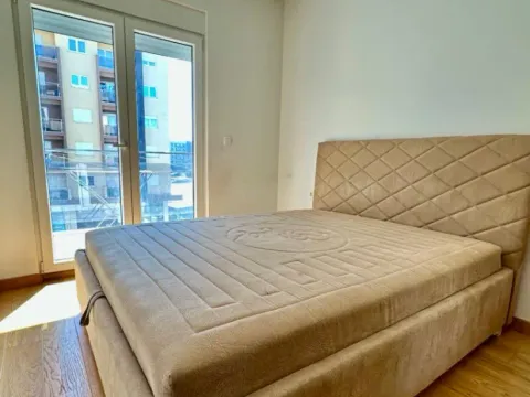 Izdavanje, jednosoban stan, 45m², City Kvart, Podgorica - image 4