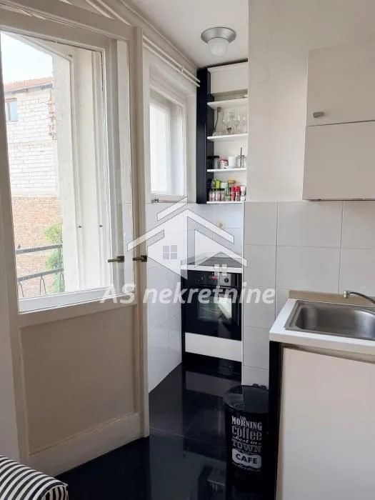 Rent, two bedroom apartment, 55m², Stari Grad, Beograd