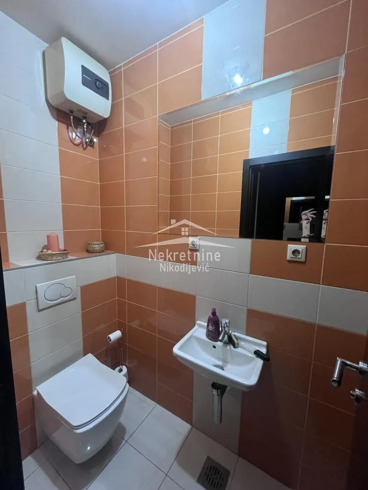 Sale, four bedroom apartment, 167m², Vračar Sve Podlokacije, Beograd