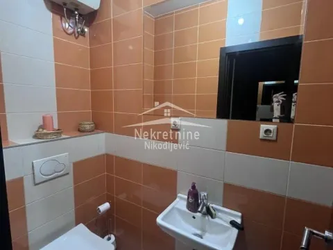 Sale, four bedroom apartment, 167m², Vračar Sve Podlokacije, Beograd - image 18