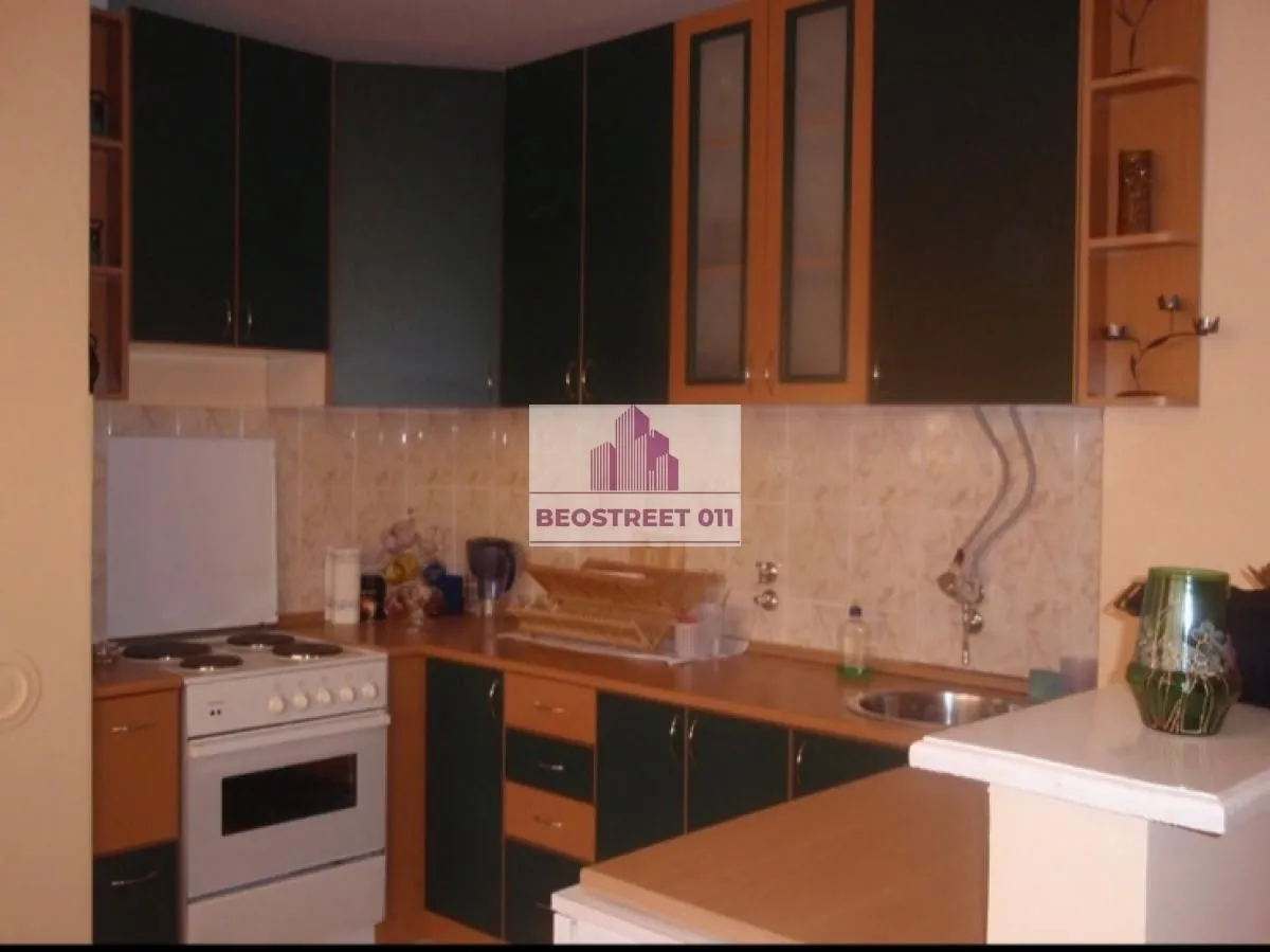 Prodaja, trosoban stan, 80m², Dedinje Sve Podlokacije, Beograd