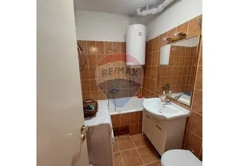 Izdavanje, trosoban stan, 96m², Tuški Put, Podgorica - image 6