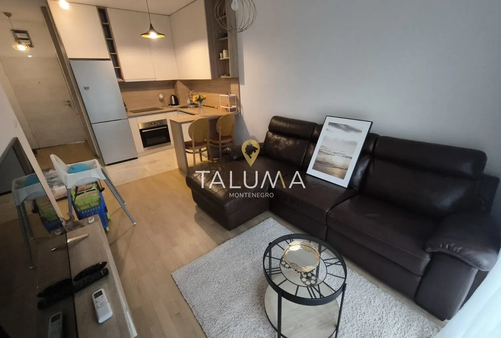 Izdavanje, jednosoban stan, 37m², City Kvart, Podgorica