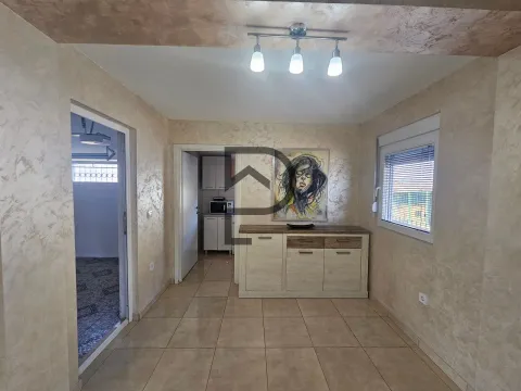 Prodaja, kuća, 200m², Podgorica, Crna Gora - image 14