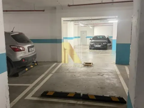 Parking garaža in Bulevar Evrope