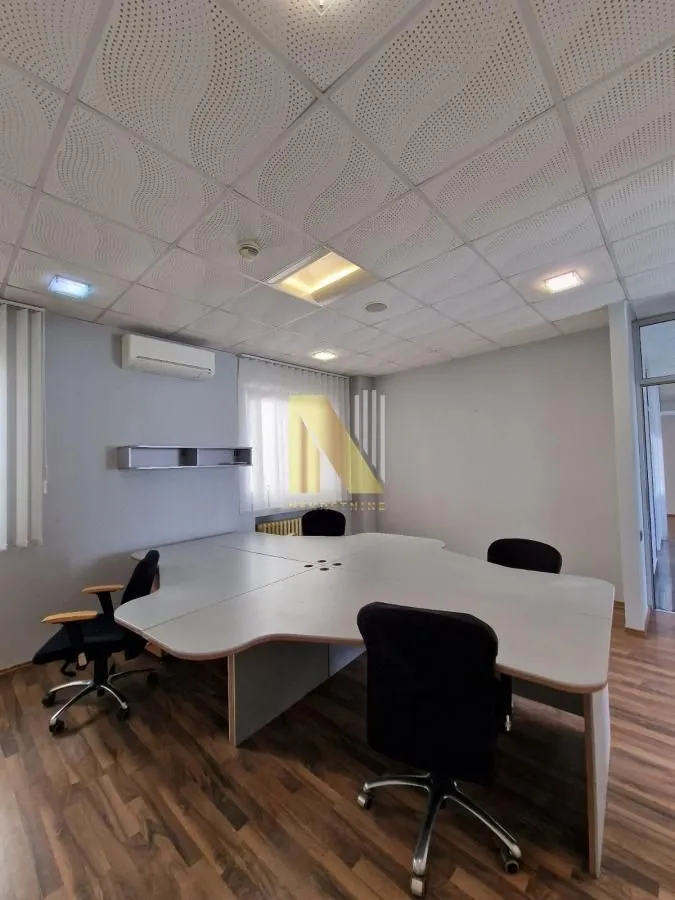 Rent, office space, 120m², Centar, Novi Sad