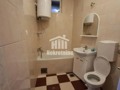 Izdavanje, poslovni prostor, 86m², Stari Grad, Beograd - image 17