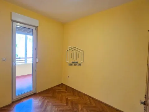 Izdavanje, jednosoban stan, 40m², Zagorič, Podgorica - image 10
