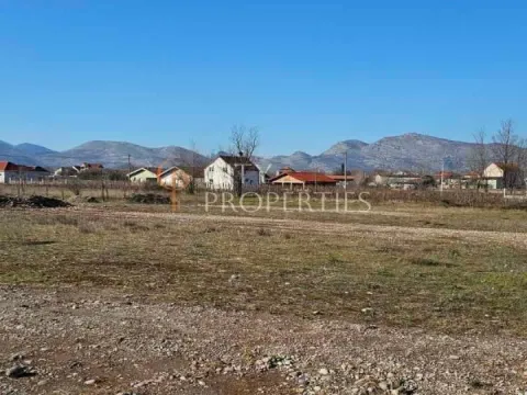 Izdavanje, plac, 885500m², Zeta, Podgorica - image 2