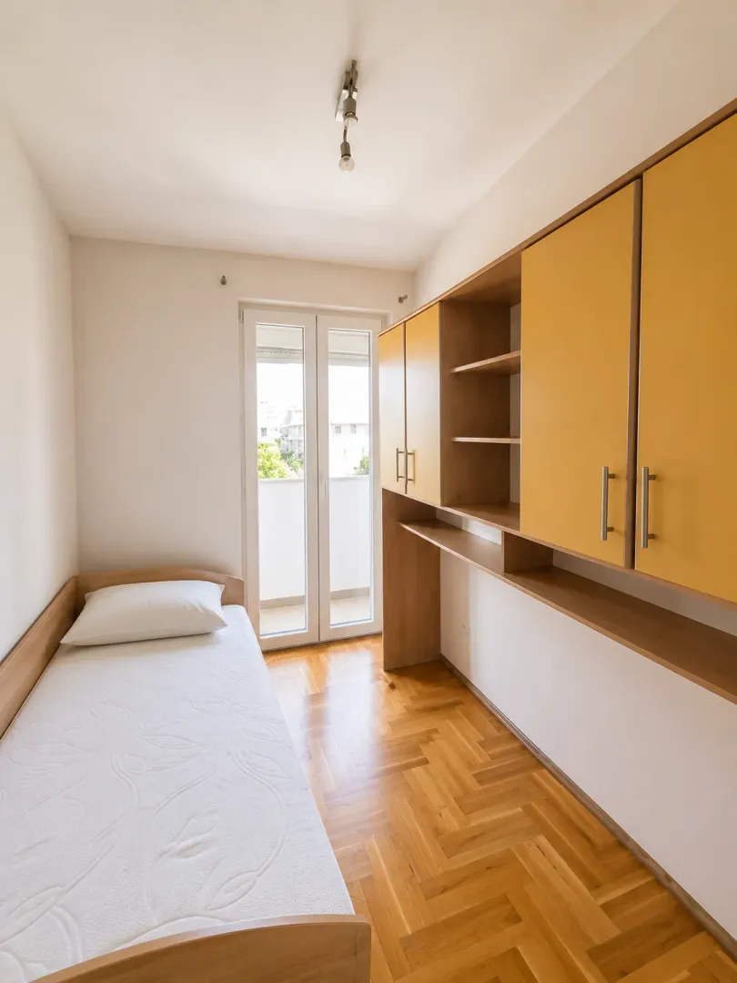 Prodaja, dvosoban stan, 56m², 1 maj, Podgorica