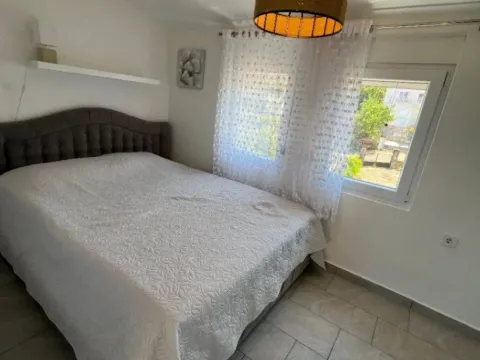 Izdavanje, stan, 44m², Dobre Vode, Bar - image 9