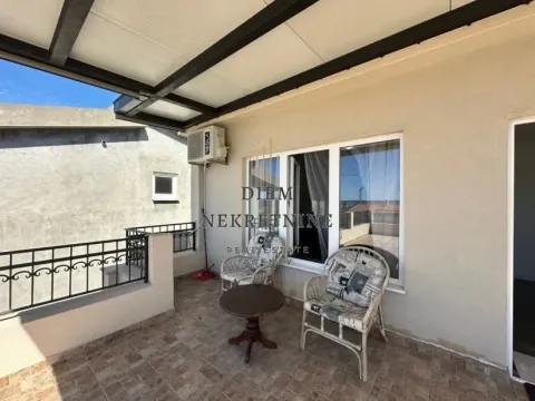 Rent, one bedroom apartment, 50m², Centar, Bar - image 9