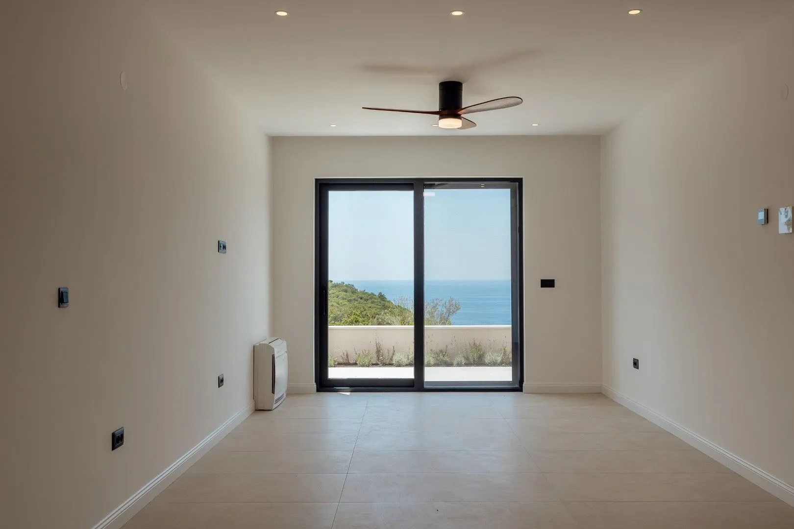 Sale, house, 318m², Reževići, Budva