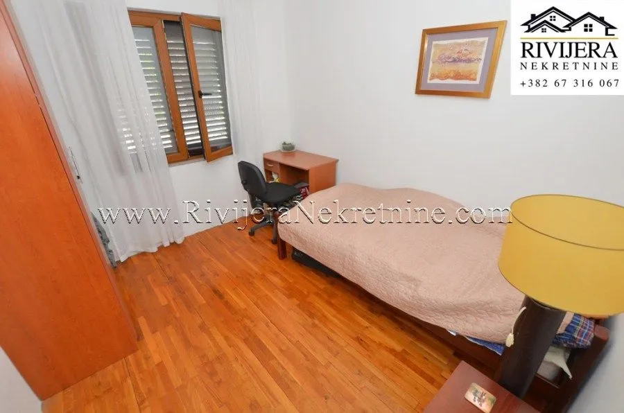 Prodaja, trosoban stan, 106m², Centar, Herceg Novi