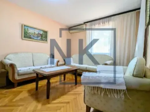 Prodaja, jednosoban stan, 56m², Stari Aerodrom, Podgorica