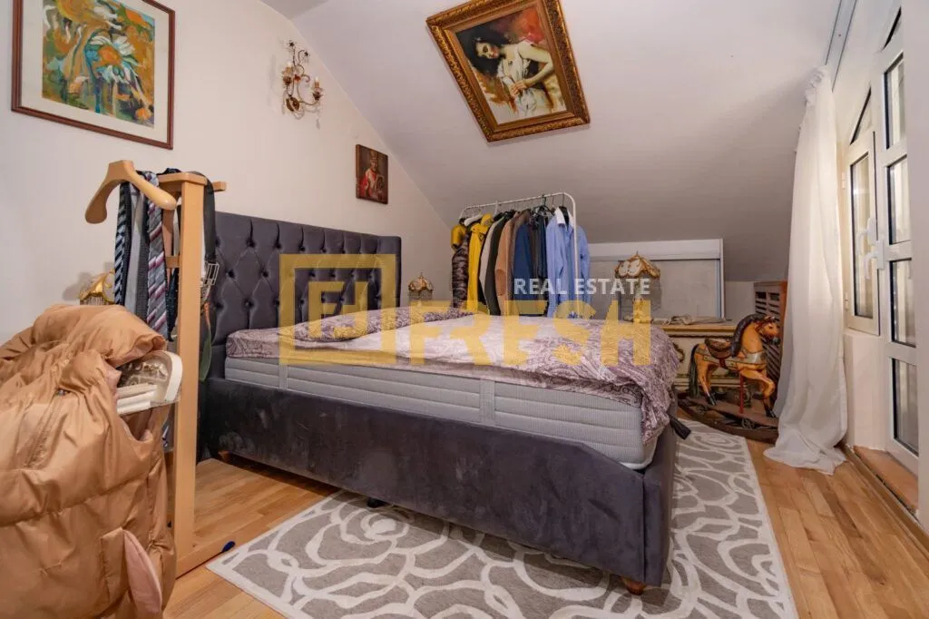 Rent, house, 150m², Gorica C, Podgorica
