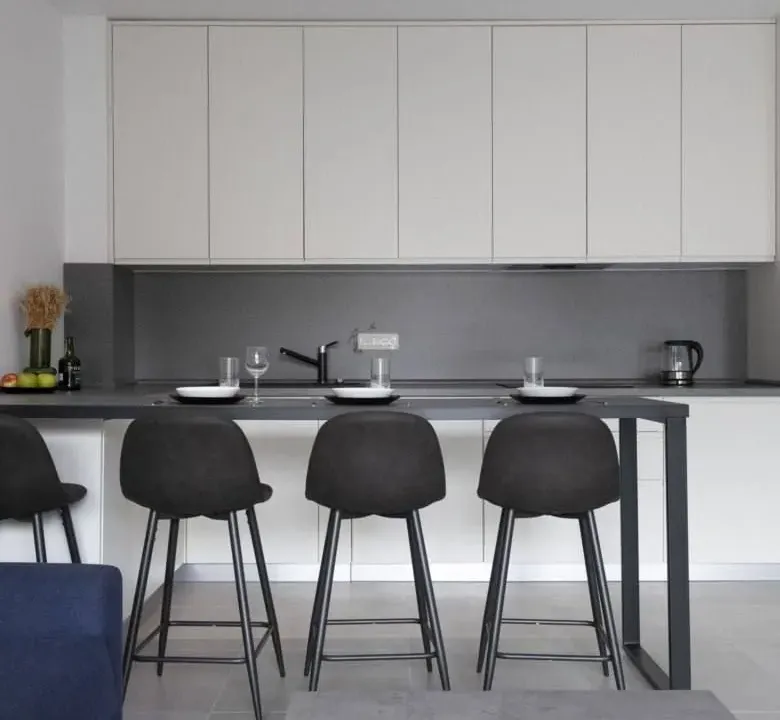 Sale, two bedroom apartment, 73m², Dobrota, Kotor