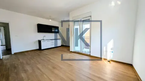 Rent, two bedroom apartment, 60m², Zelenika, Podgorica - image 2