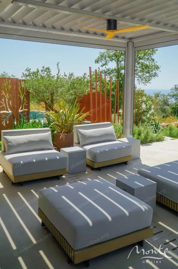 Sale, house, 227m², Tudorovići, Budva