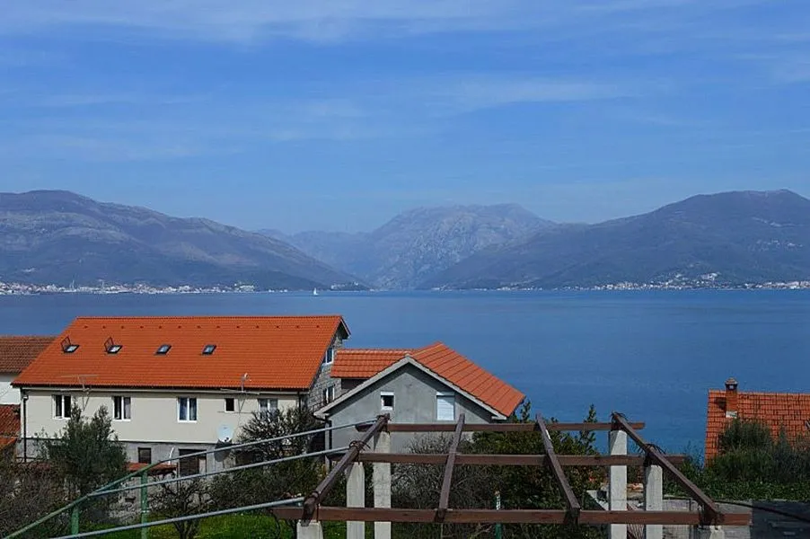 Sale, land lot, 662m², Krašići, Tivat