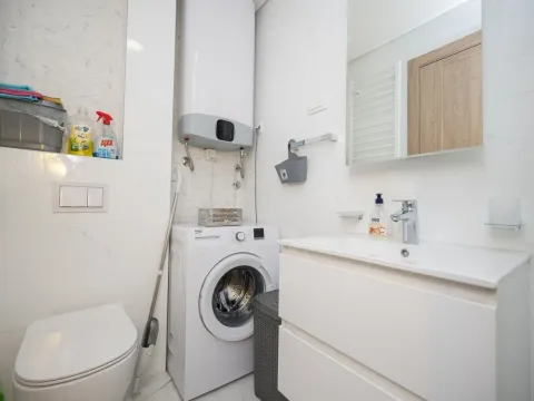 Izdavanje, jednosoban stan, 50m², Master Kvart, Podgorica - image 14