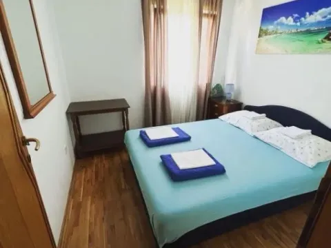 Rent, one bedroom apartment, 38m², Rafailovići, Budva - image 4