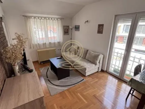 Prodaja, dvosoban stan, 41m², Centar, Vrnjačka Banja - image 2