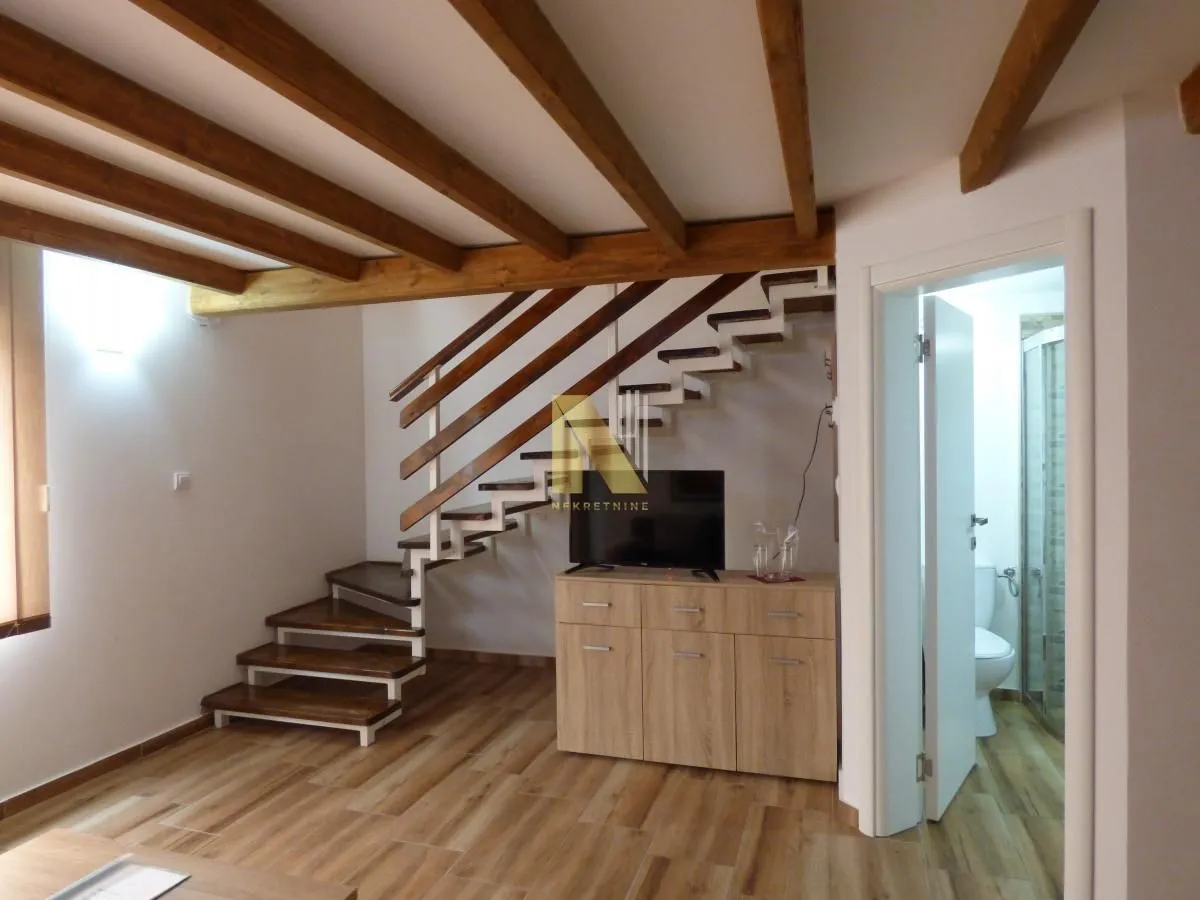 Sale, hospitality venue, 2064m², Centar, Vršac