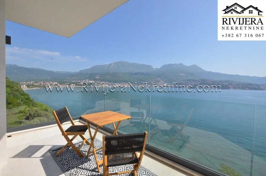 Prodaja, dvosoban stan, 61m², Njivice, Herceg Novi