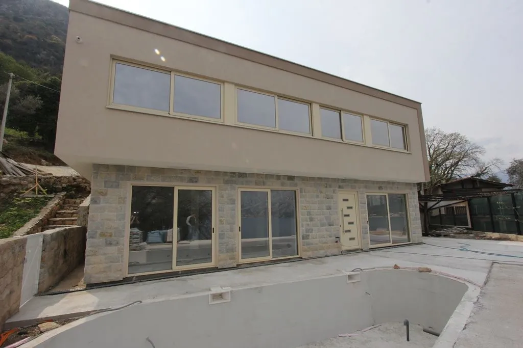 Sale, house, 175m², Prčanj, Kotor