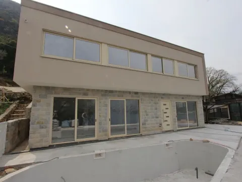 Sale, house, 175m², Prčanj, Kotor - image 2