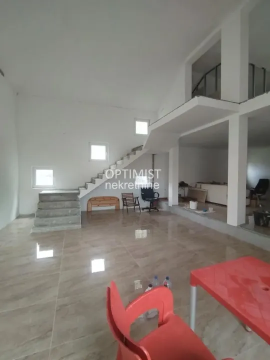Sale, house, 270m², Surčin, Beograd