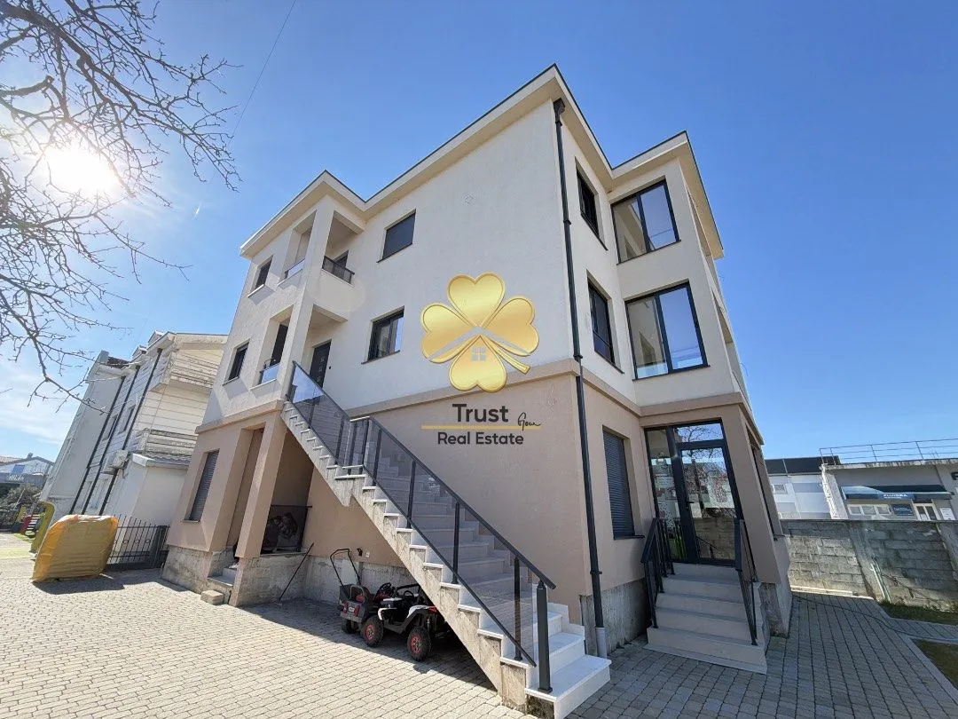 Prodaja, stan, 270m², Gornja Gorica, Podgorica