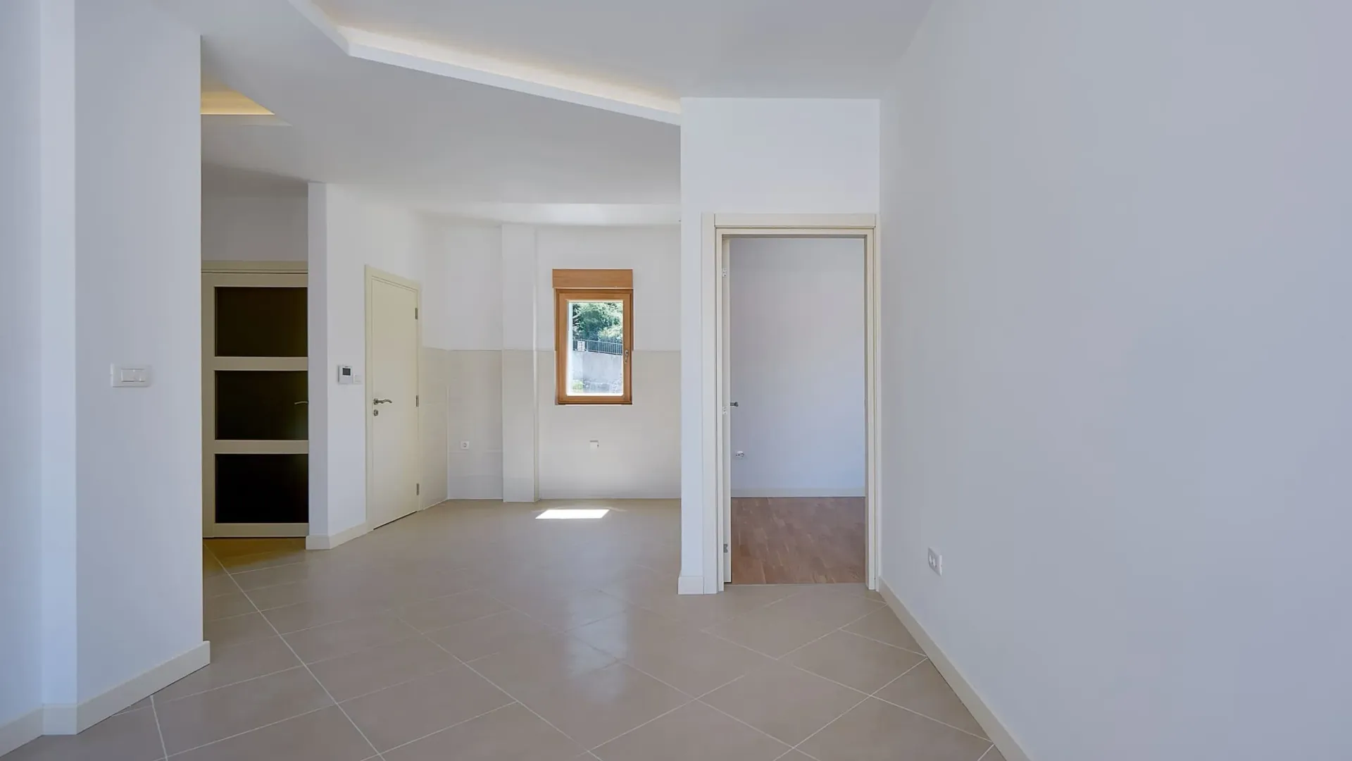 Sale, three bedroom apartment, 62m², Dobrota, Kotor