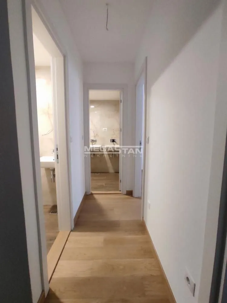 Sale, two bedroom apartment, 70m², Voždovac Sve Podlokacije, Beograd