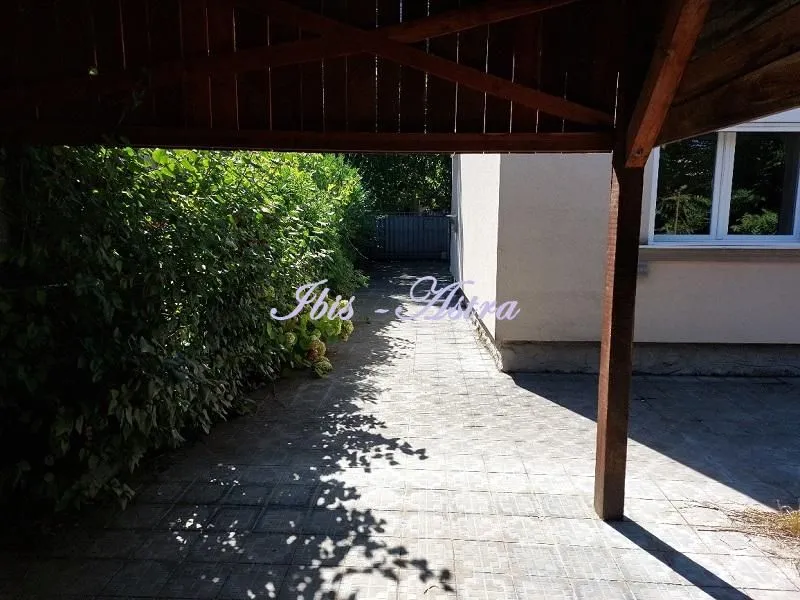 Izdavanje, kuća, 100m², Zemun Kalvarija, Zemun Sve Podlokacije