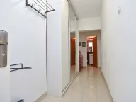 Izdavanje, trosoban stan, 130m², Budva, Crna Gora - image 5