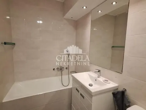 Rent, two bedroom apartment, 60m², Stari Grad, Beograd - image 8