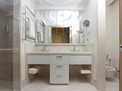 Prodaja, dvosoban stan, 130m², Porto Montenegro, Tivat - image 10
