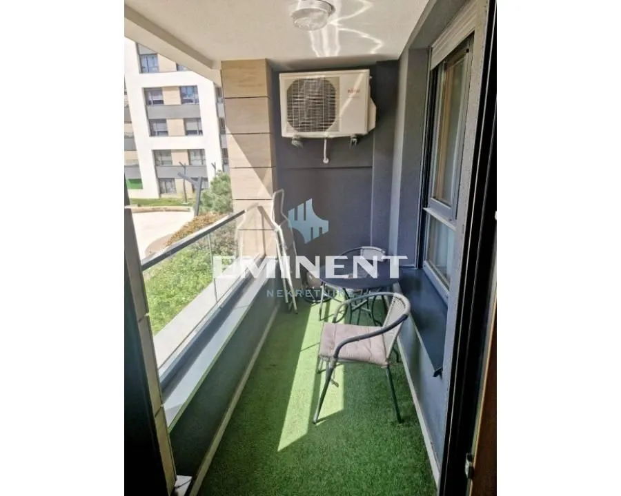 Izdavanje, dvosoban stan, 56m², Novi Beograd Blok 65, Novi Beograd Sve Podlokacije