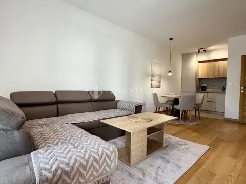 Izdavanje, jednosoban stan, 47m², City Kvart, Podgorica - image 2