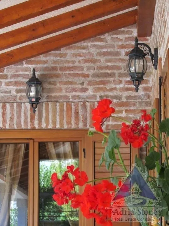 Prodaja, kuća, 300m², Orahovac, Kotor