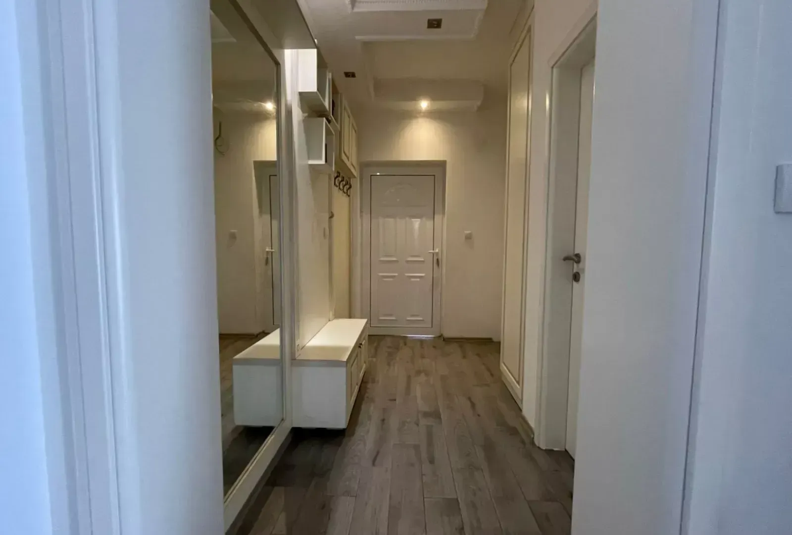 Rent, apartment, 90m², Tivat, Crna Gora