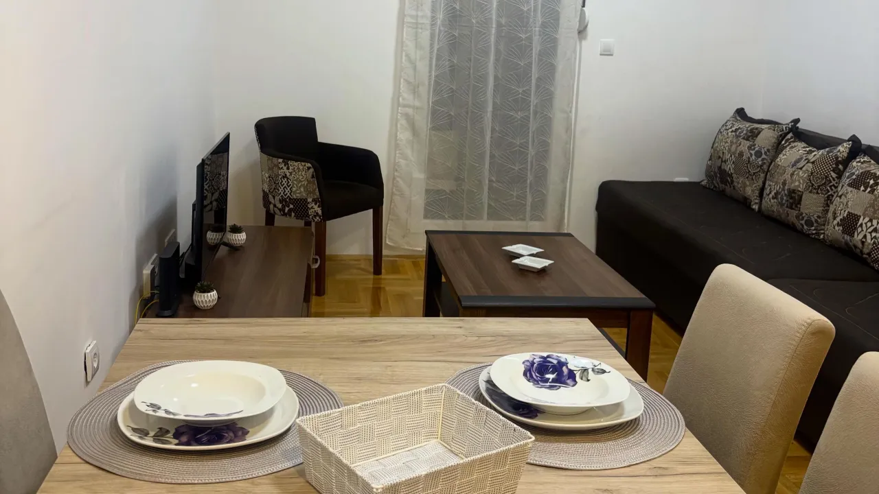 Daily-rent, one bedroom apartment, 50m², Kava, Tivat