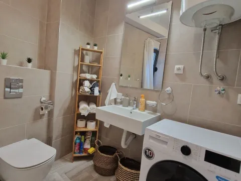 Izdavanje, trosoban stan, 67m², Bulbulder, Zvezdara Sve Podlokacije - image 17