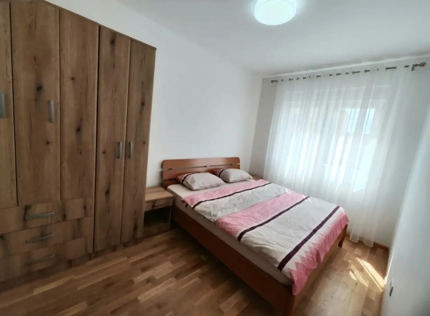 Izdavanje, dvosoban stan, 73m², Tuški Put, Podgorica