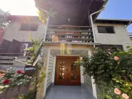 Izdavanje, kuća, 296m², Rumenka, Novi Sad Sve Podlokacije - image 1