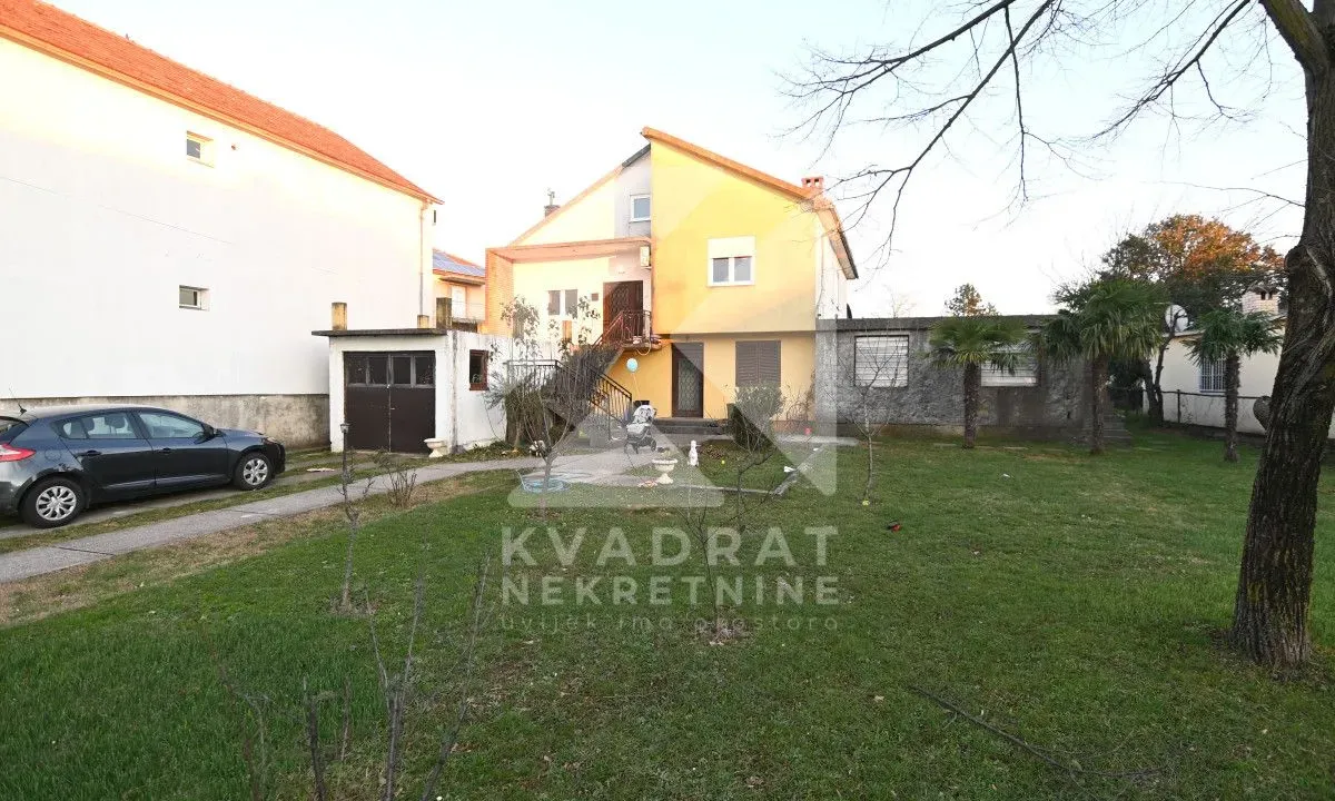 Prodaja, kuća, 276m², Masline, Podgorica