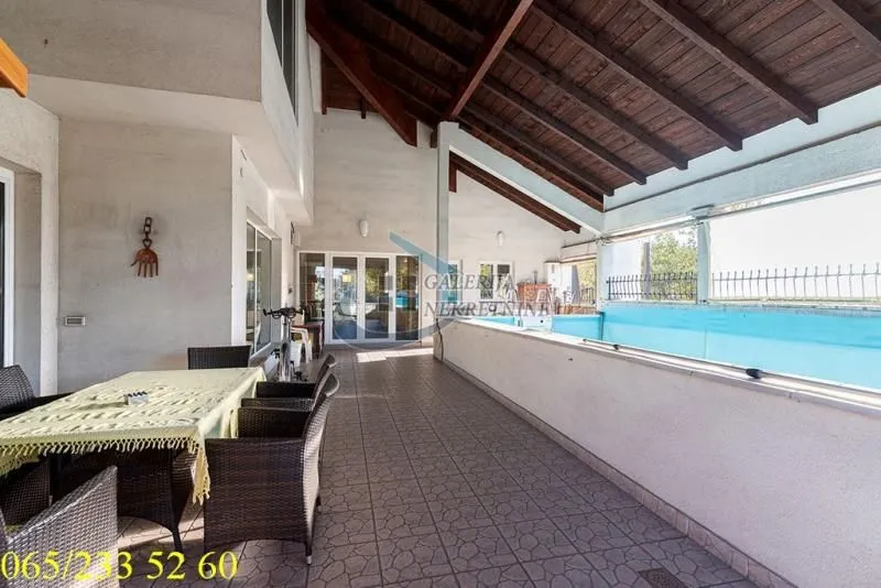 Sale, apartment, 375m², Voždovac Sve Podlokacije, Beograd